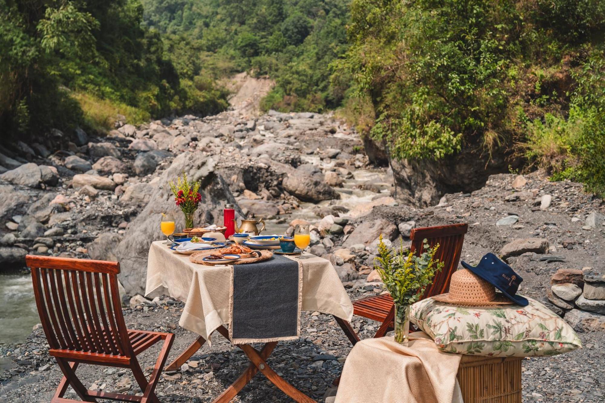 Blue Book At Gethia, Nainital Hotel Exterior foto