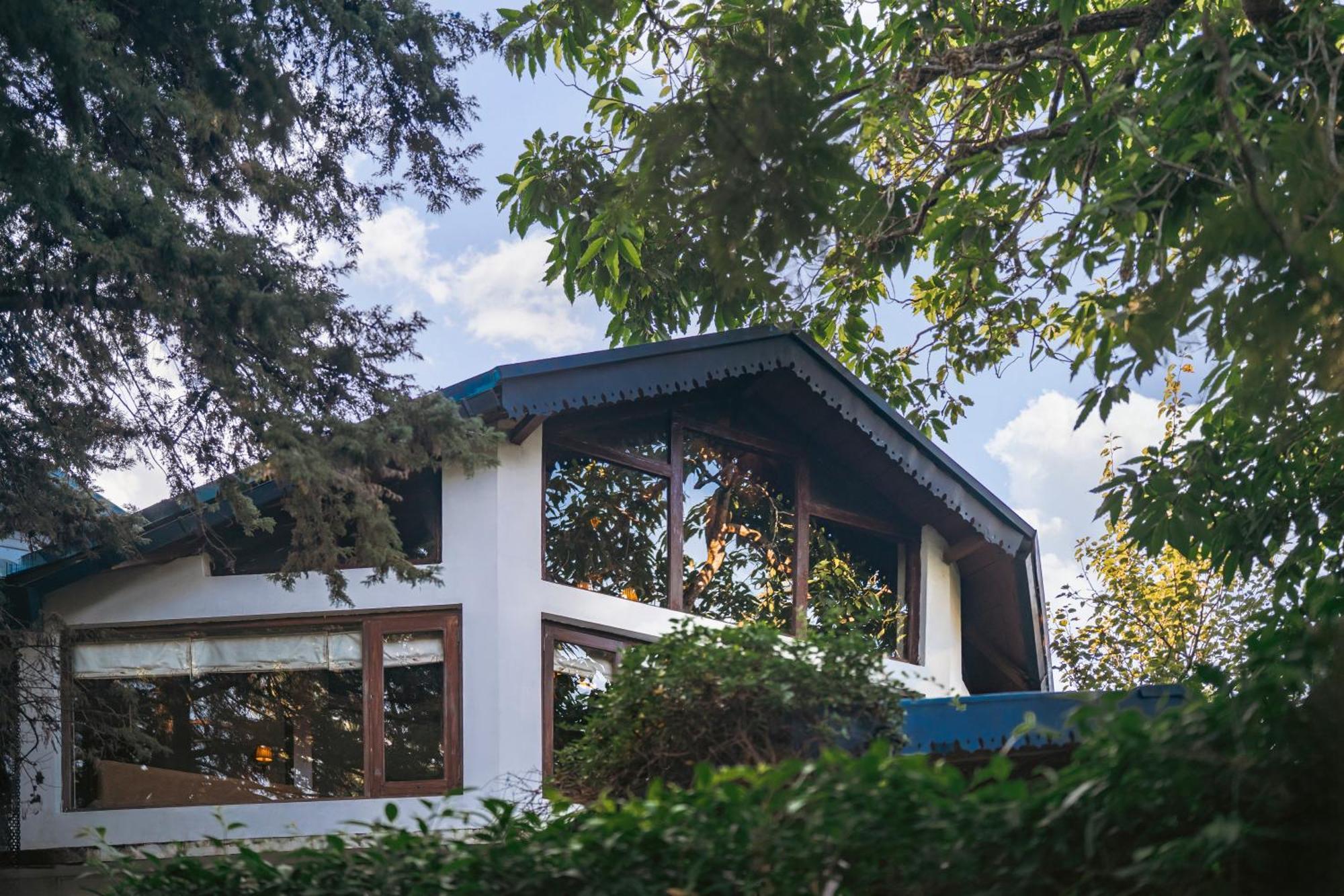 Blue Book At Gethia, Nainital Hotel Exterior foto