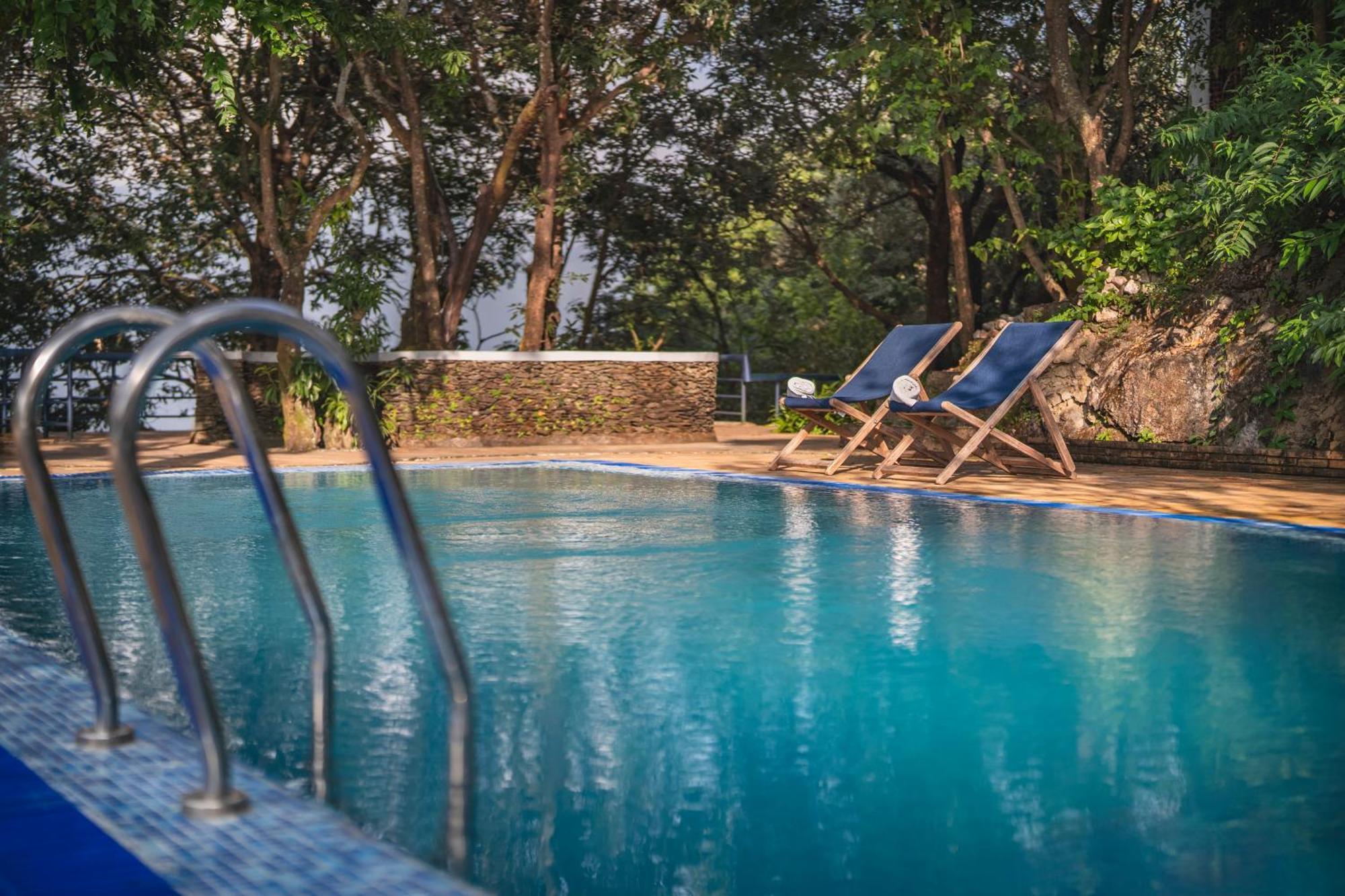 Blue Book At Gethia, Nainital Hotel Exterior foto